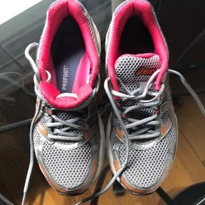 ASICS Running Shoes. Gently worn.